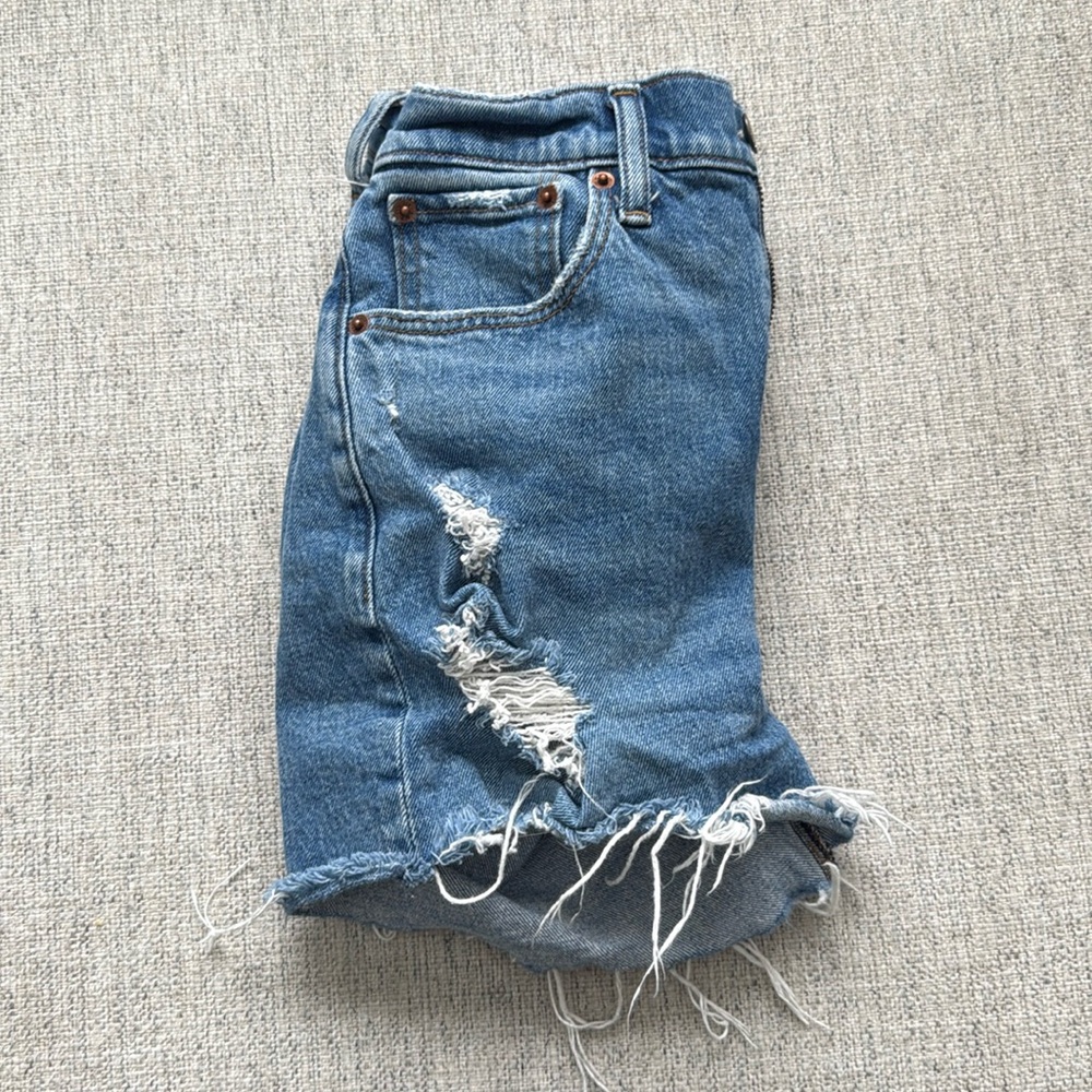 Abercrombie and fitch 4" mom high rise shorts